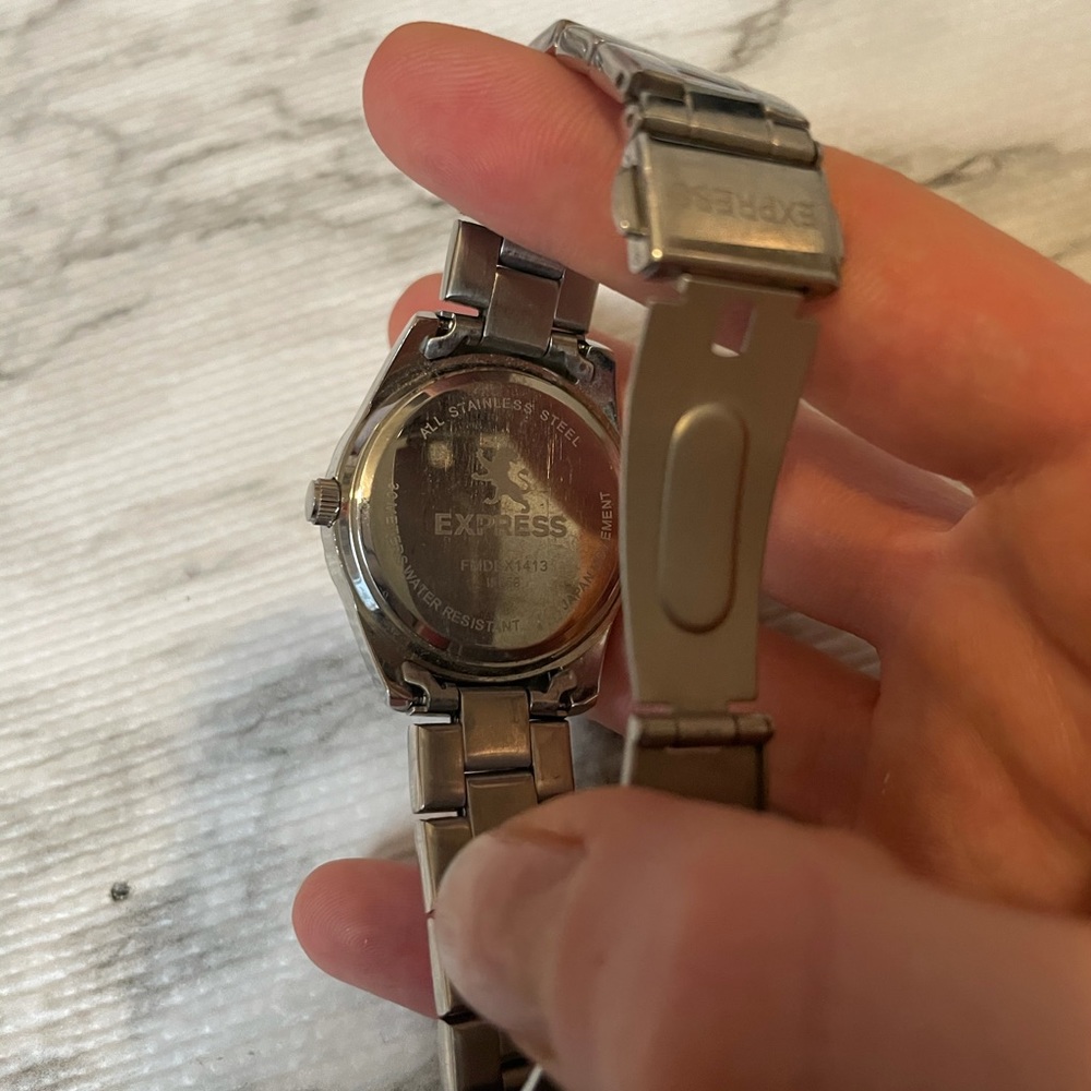 Express Watch - Picture 7 of 7